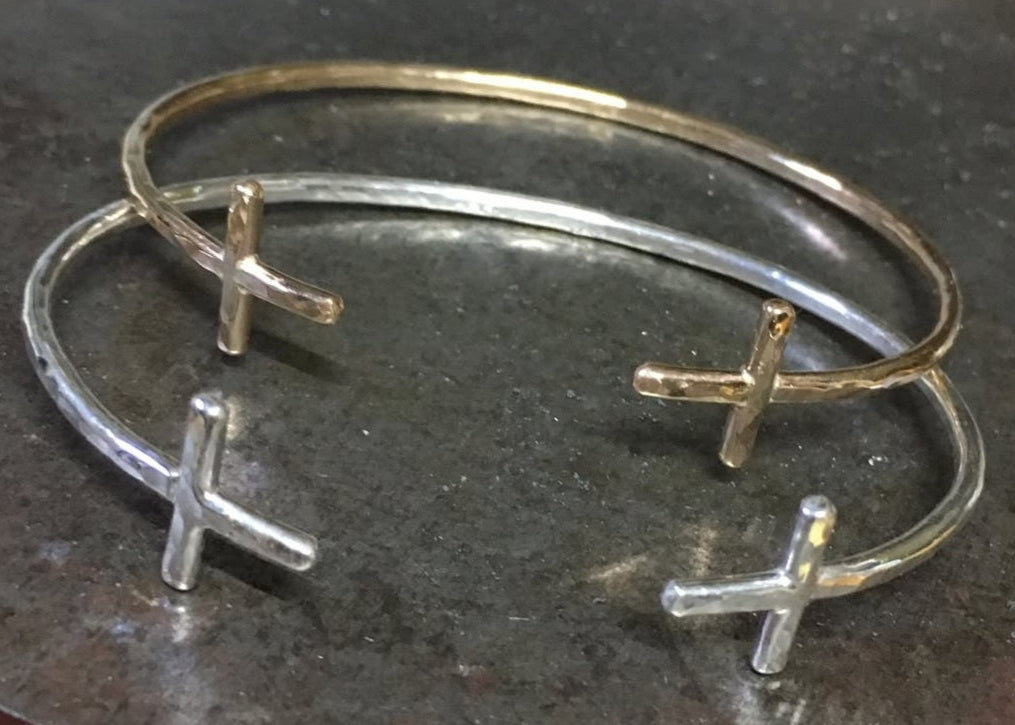 Kris-Cross Bangle